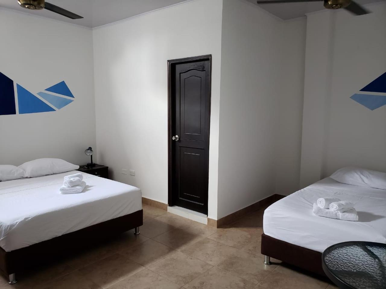Hotel Puerto Azul Puerto Berrio Dış mekan fotoğraf